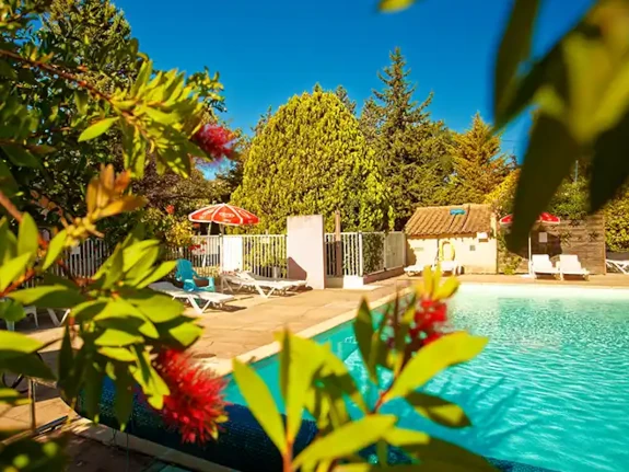 piscine camping Sommières Gard